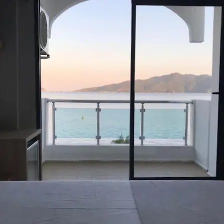 La - La Beiurut Hotel *